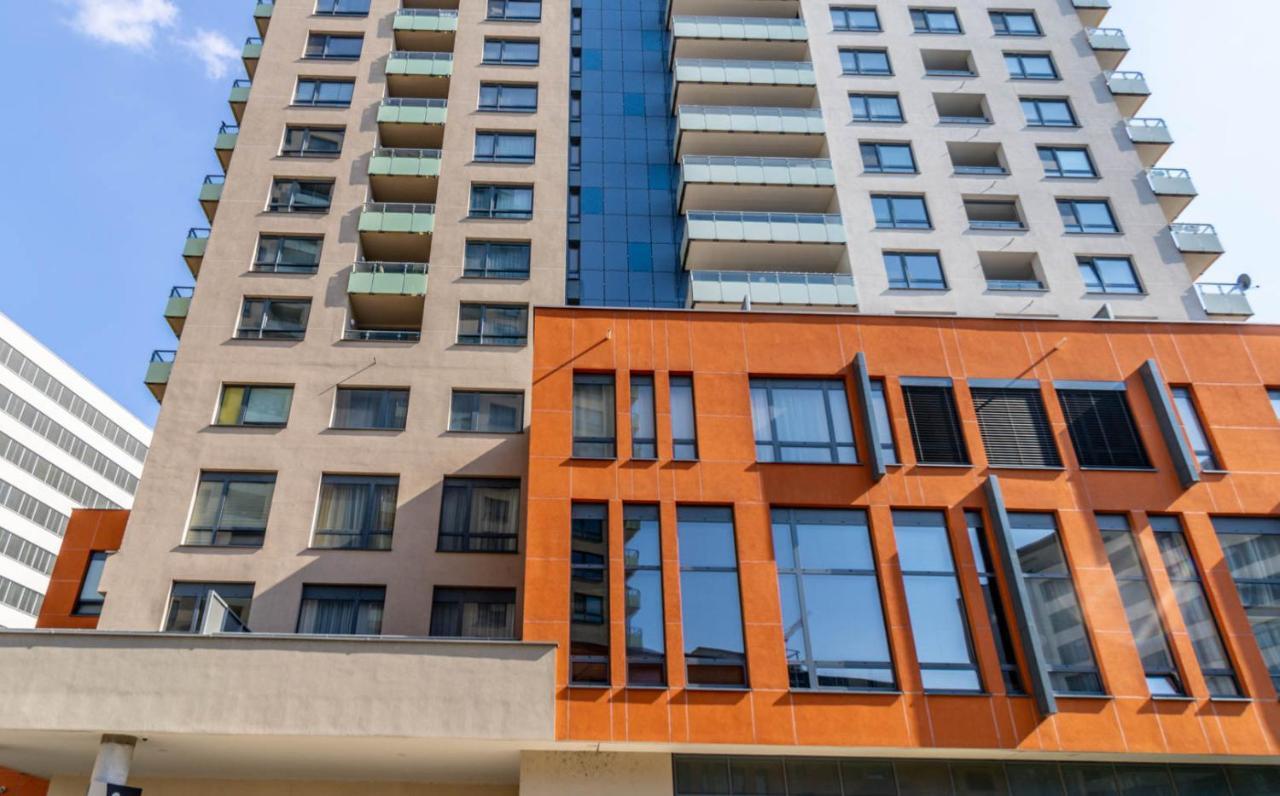 Appartement Moderny Byt V Sirsom Centre à Bratislava Extérieur photo