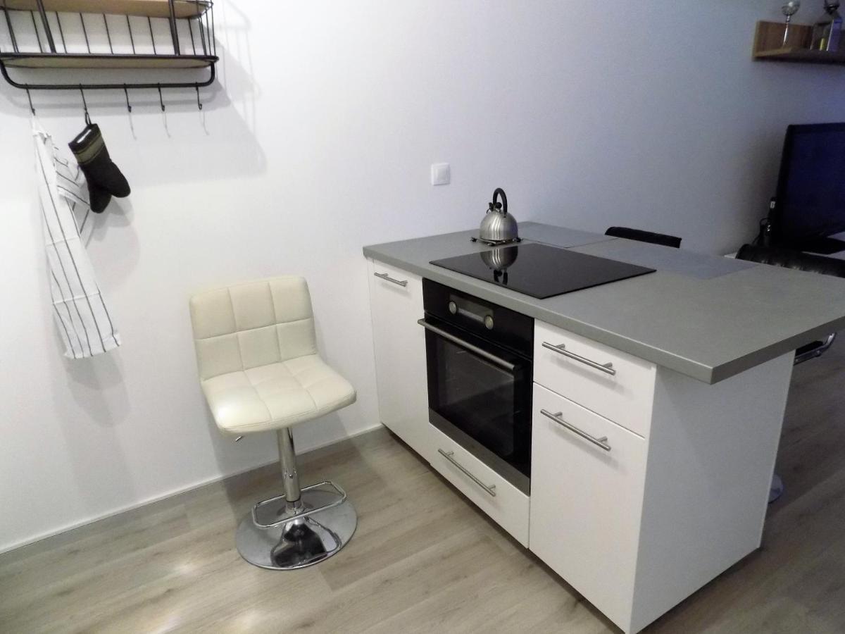 Appartement Moderny Byt V Sirsom Centre à Bratislava Extérieur photo